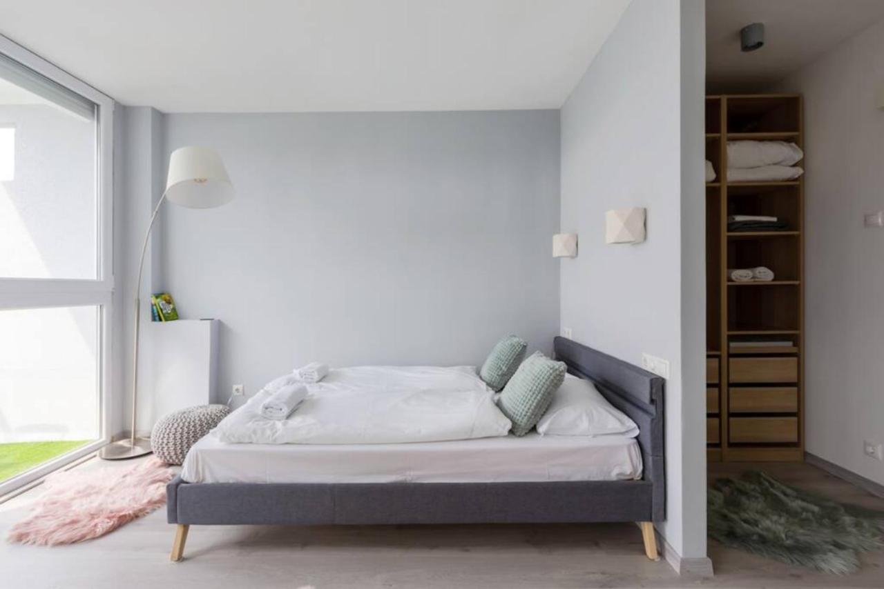 Apartment Sunny With An Unbeatable Balcony View Budapest
